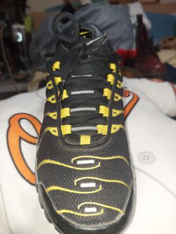 Used Air Max Sz 6y