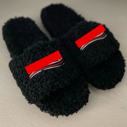 BB Balenci Fuzzy Slides