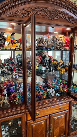 Transformers, Bakugan, Mega Bloks Destiny, McFarland Gears of War, Lego Star Wars