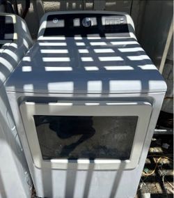 GE Washer and Gas Dryer Set