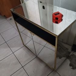 Mirrored Cabinet 