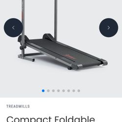 Compact Foldable Manual Treadmill.