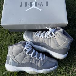 Jordan 11 Cool Grey Sz 5y