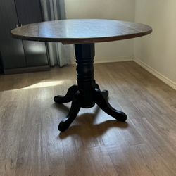 Free Solid Wood Round Dining Table