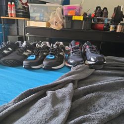 Brand New 9 1/2  4 E New Balances 