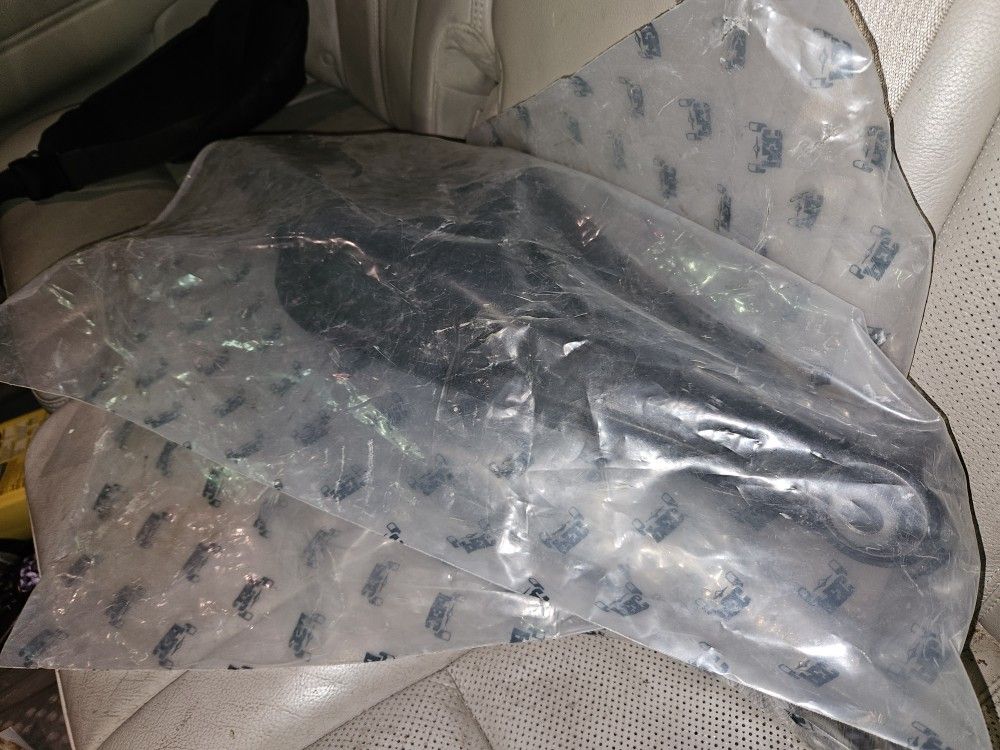BRAND NEW RIGHT & LEFT CONTROL ARMS