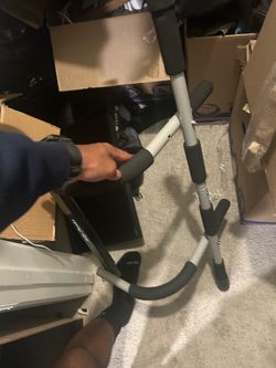 Pull up bar