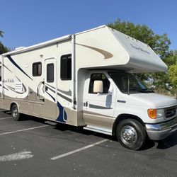 2006 Four Winds Class C Motorhome, Ford E450