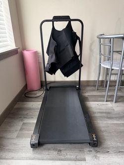 Walking pad with hand stand