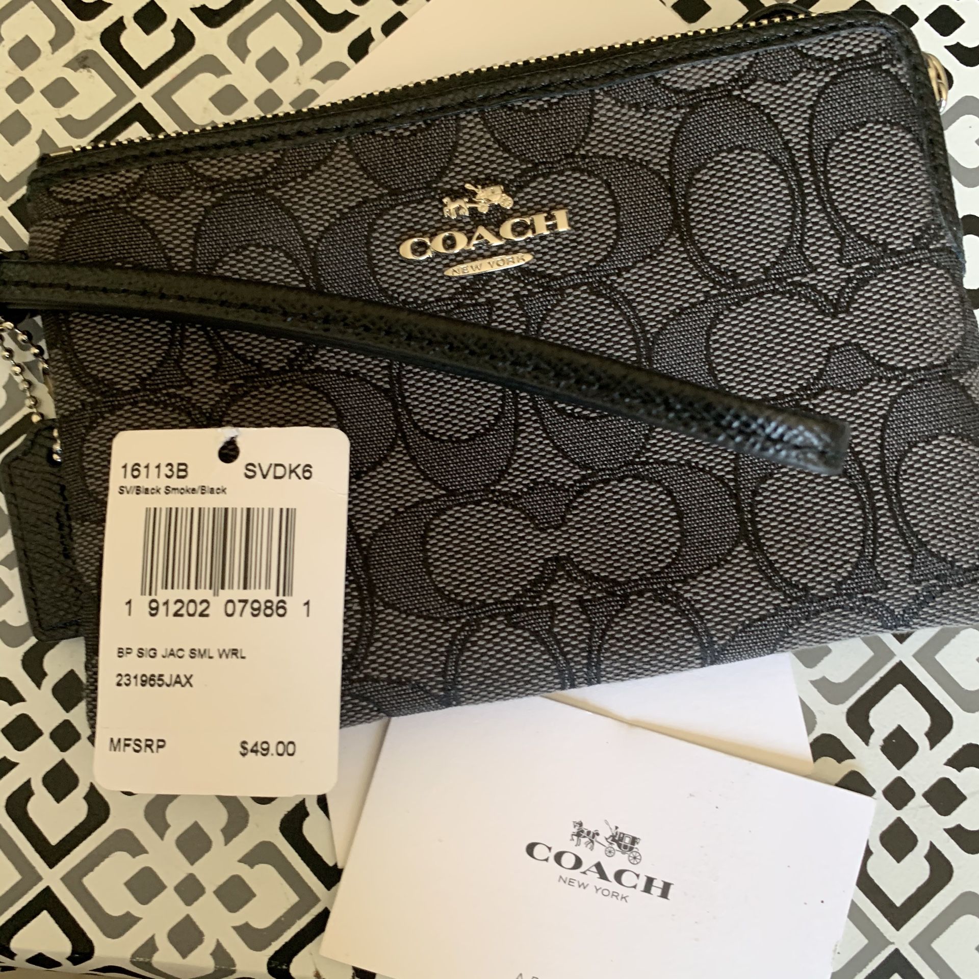 Coach woman’s wallet new
