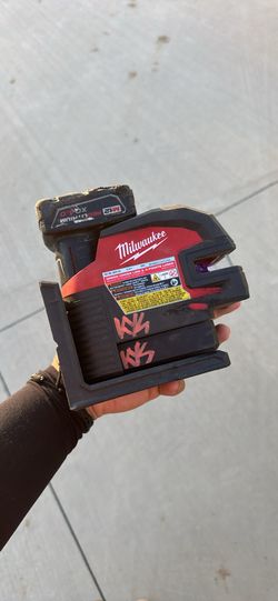Milwaukee 4-Point/Cross Laser