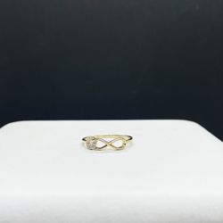14k Solid gold Infinity Ring