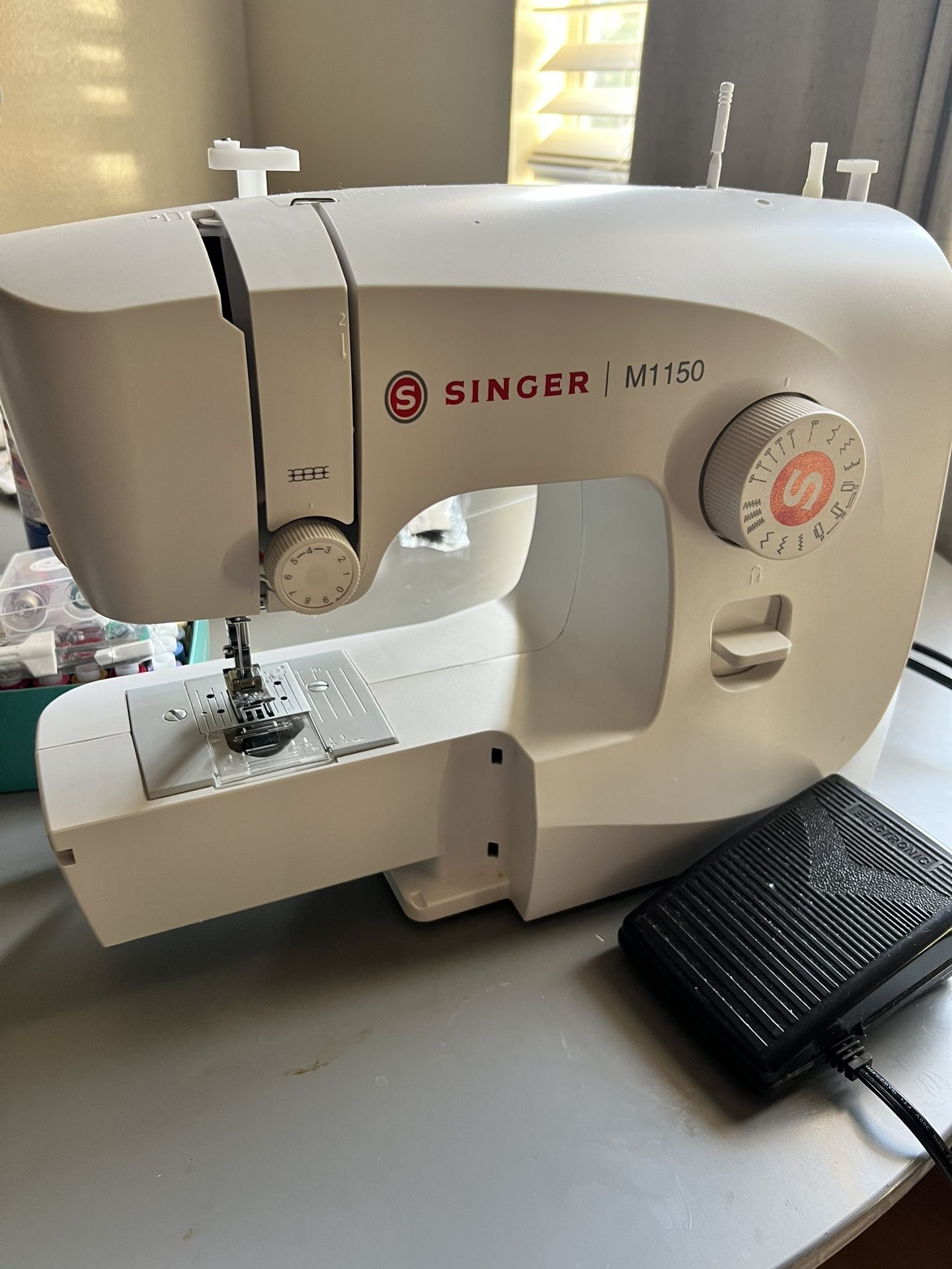 SINGER Sewing Machine