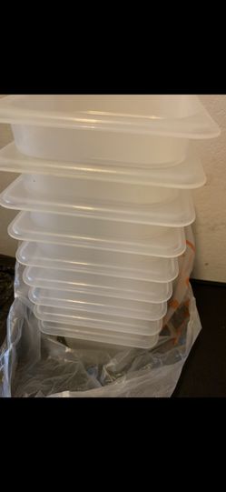 Plastic BainMarie Salad Container $1 Each