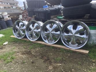 Zinyk wheels 20”x8.5