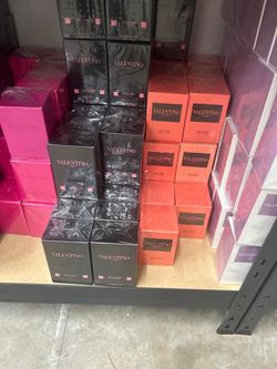 Colognes perfumes