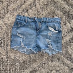 Women’s Shorts $5 M 