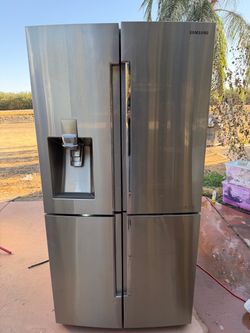 Samsung 4-Door French Door Refrigerator