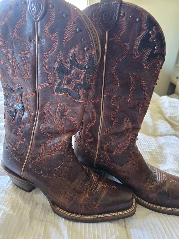 Ariat Women's Cowboy Boot