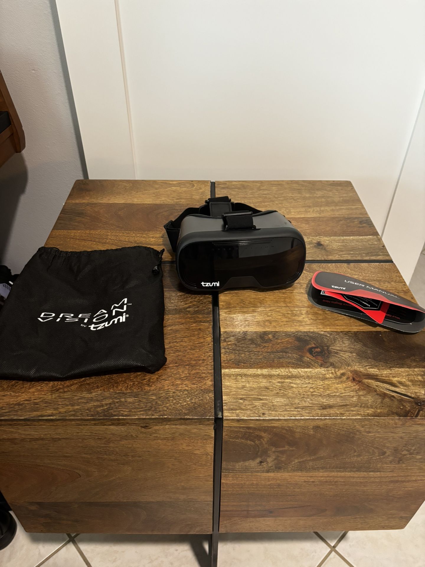 Virtual Reality Headset