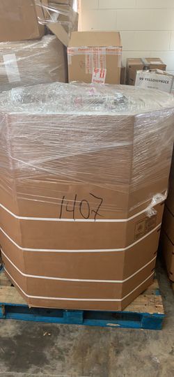 Amazon Electronics pallets
