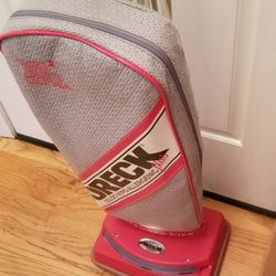 NEW cond COMMERCIAL OTECK VACUUM WITH AMAZING POWER SUCTION  , WORKS EXCELLENT  , IN THE BOX 