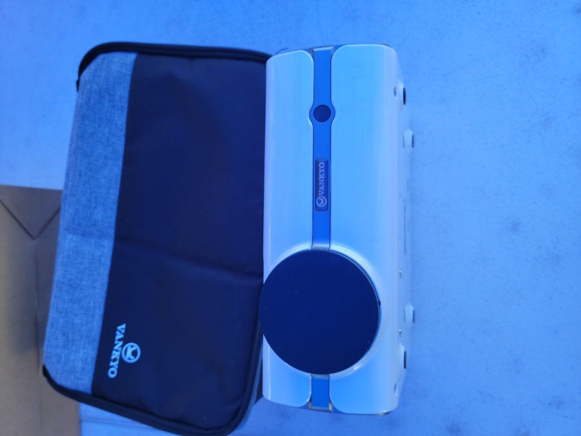 Vankyo Leisure 410 Mini Projector With 1080P and  200.HDMI input New