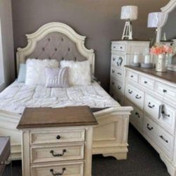 Realyn 4 Pieces Bedroom Set SAME DAY DELIVERY 