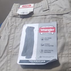 Men's Paints  Wrangler Size36 By32