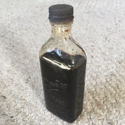 Vintage TIP-TOP EXTRACTS Clear Embossed Bottle w/ Contents - Reading, PA - RARE!!