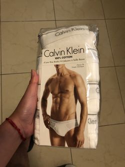 Calvin Klein Men under wear size M/L