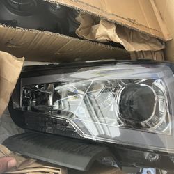 2014 Dodge Charger Headlights