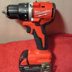 M18 Milwaukee Brushless Drill Con Batería $100
