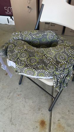Nursing pillow