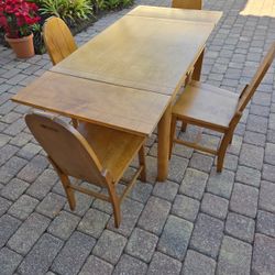 Vintage Oak table And Chairs