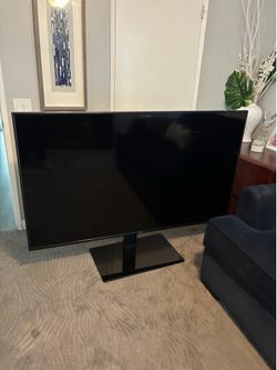 65” big  screen tv  Visio one year   Don’t   have room for it