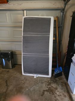 Twin size bed