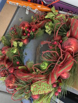 Large Beautiful Christmas Reef 