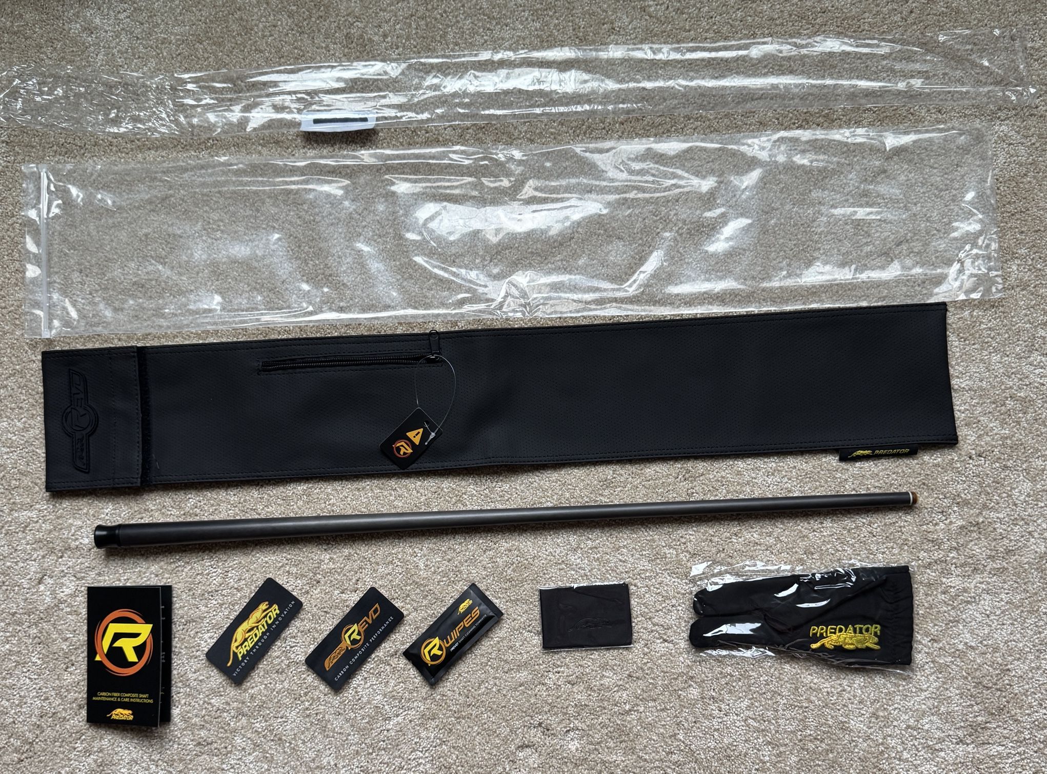 Predator REVO Carbon Fiber 12mm Shaft for Uni-Loc QR (Quick Release) Joint - White Vault Plate, New, Pool/Billiards, Predator Victory Tip (Medium). 