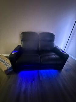 LED theatre love seat