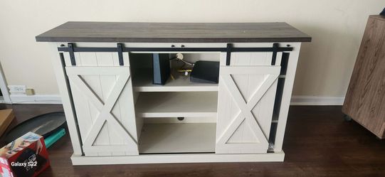 Farmhouse style TV stand