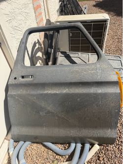 Grill and miscellaneous parts 1(contact info removed) F150 F250 doors Grill and miscellaneous parts