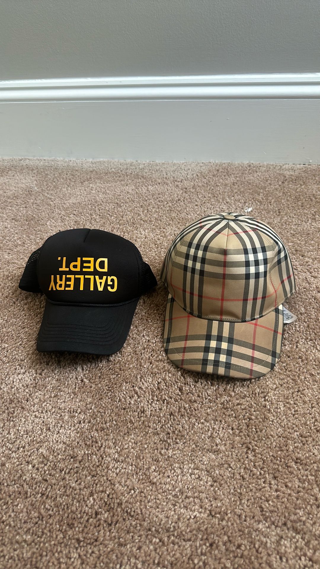 Gallery Dept & Burberry