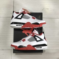 SIZE 8.5 Jordan Retro 4 “Fire Red” 2020 