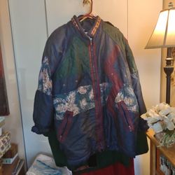 PLUS SIZE 22-26  VERY LIGHTWEIGHT WOMAN'S COAT