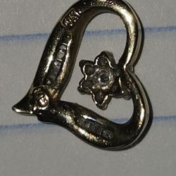 10 K Gold Pendant