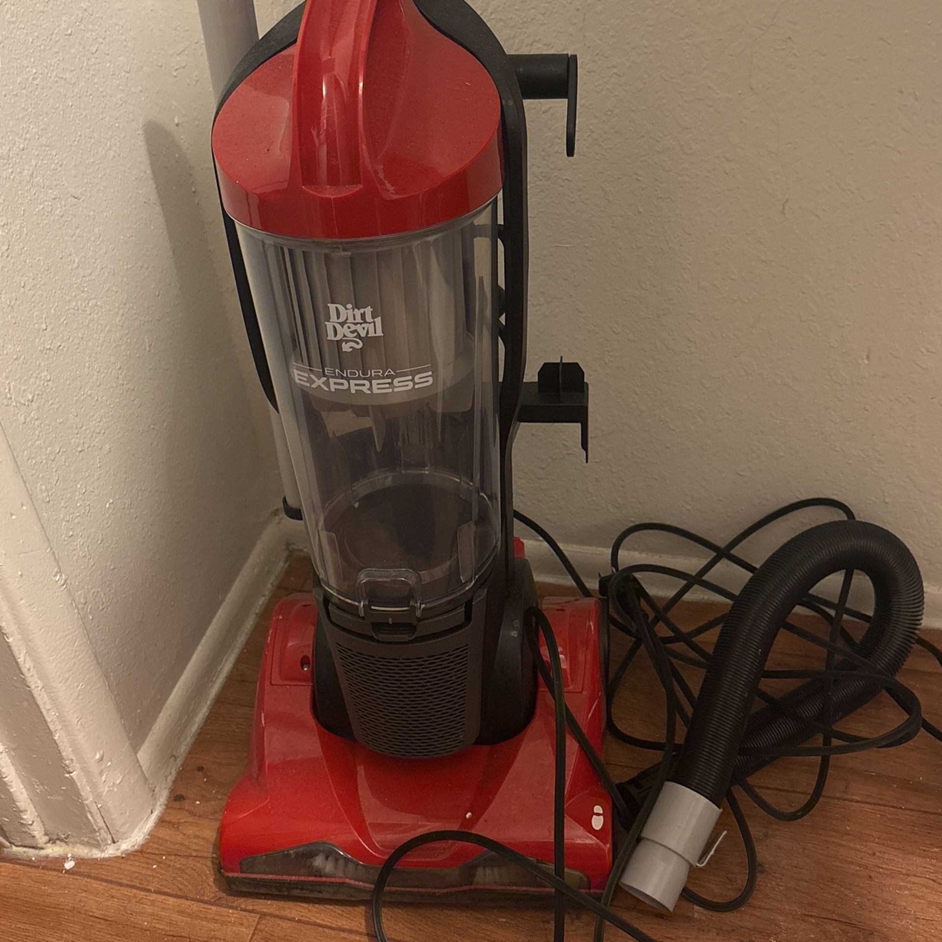 Dirt devil Endura Express Vacuum