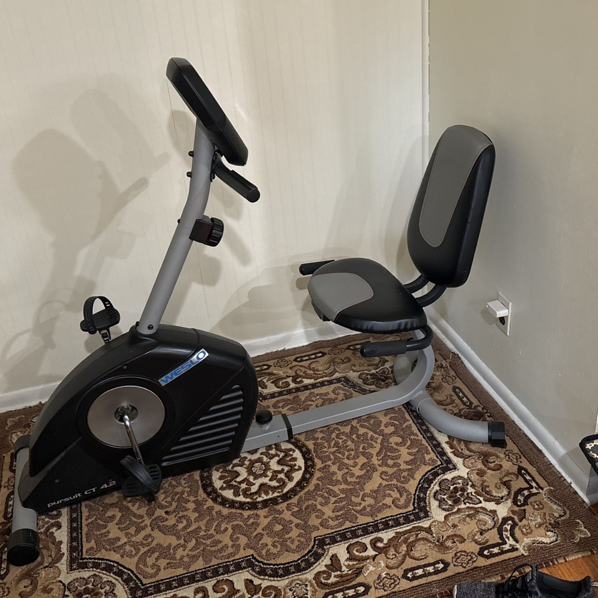 Weslo Pursuit Ct 4.2 Recumbent Exercise Stationary Bike