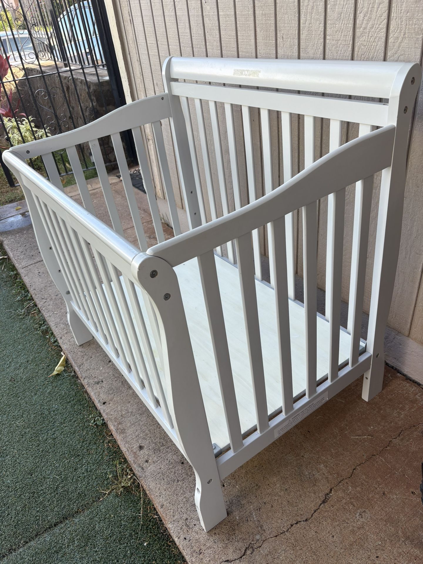 Mini Crib