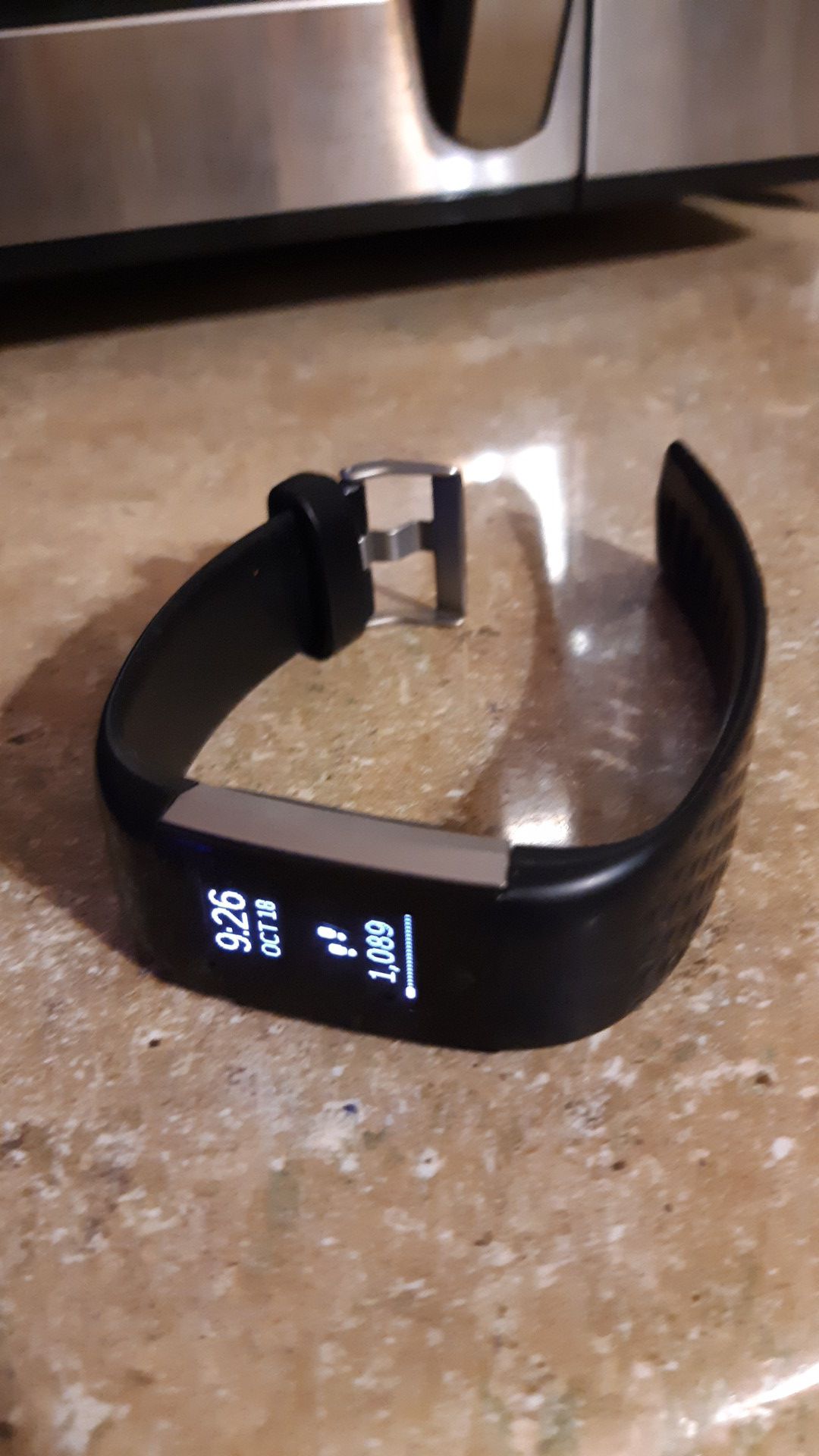 Fitbit charge 2 with 4 wrist bands with charger